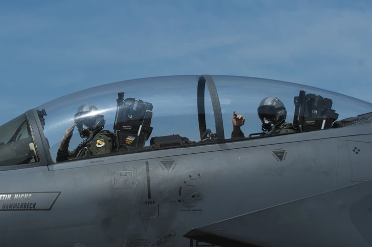 СМИ: Судьба пропавшего пилота F-15E может стать поворотной в иранском конфликте