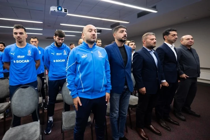 Media.az - Новости Азербайджана - Сборная Азербайджана почтила память шехидов в Каунасе