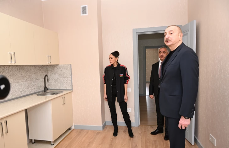Ильхам Алиев и Мехрибан Алиева приняли участие в открытии жилого комплекса в Суговушане