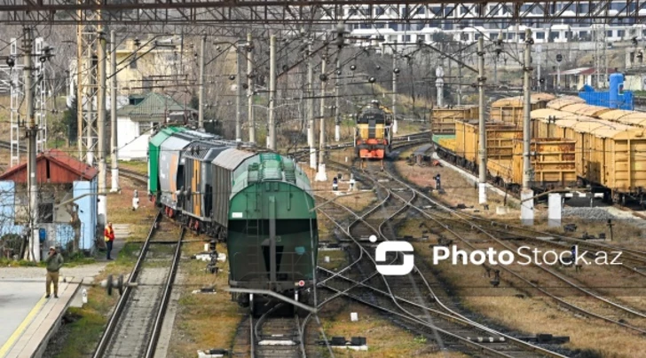 В Милли Меджлисе рассмотрен законопроект об изъятии земель для развития метро и железных дорог