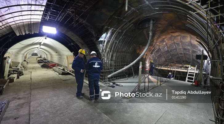 В бакинском метро объяснили необходимость разделения линий