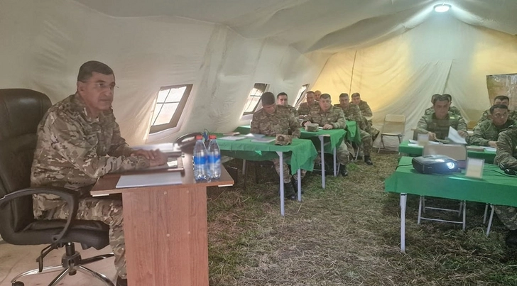 В азербайджанской армии завершились командно-штабные учения