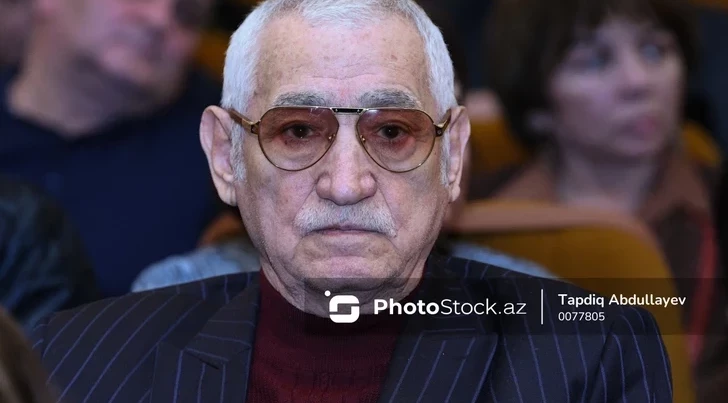В Баку госпитализировали народного артиста Шейха Абдула Махмудова