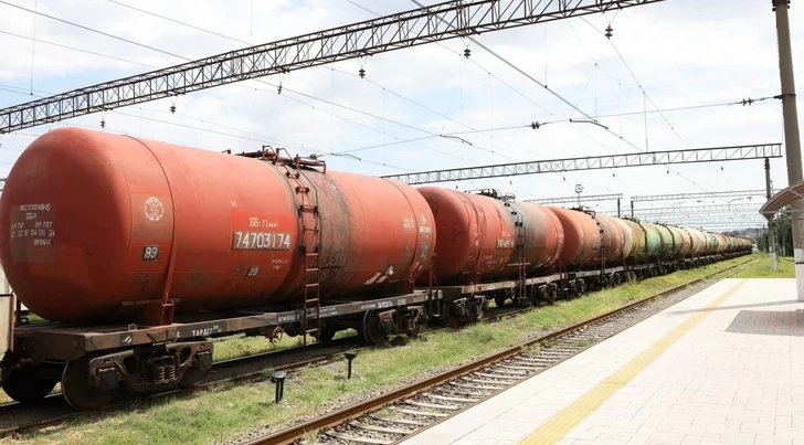 Из Азербайджана в Армению отправлена очередная партия нефтепродуктов