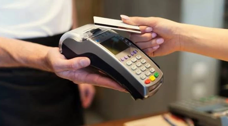 POS-терминалы уходят в прошлое? Что происходит с безналичными платежами в Азербайджане