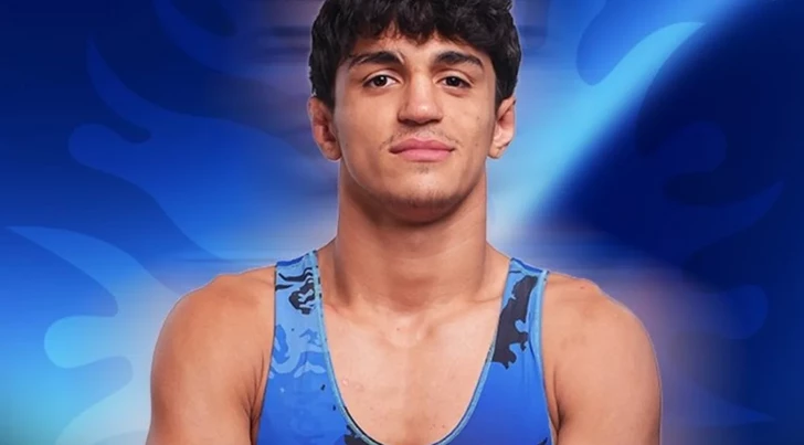 Азербайджанский борец вышел в финал чемпионата мира в Братиславе