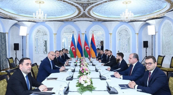 Состоялись переговоры глав МИД Азербайджана и Армении в Алматы: достигнуты договоренности