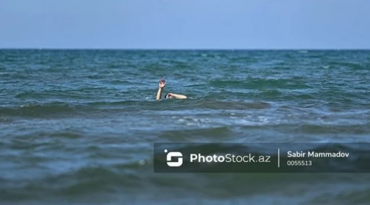 МЧС призвало воздержаться от плавания в море в море 7-8 июля
