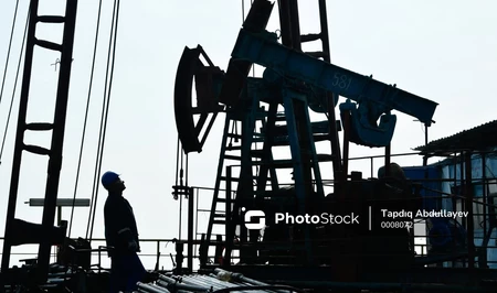 На мировых рынках зафиксировано снижение цены нефти Azeri Light