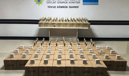 В Азербайджан пытались ввезти более 4000 единиц незадекларированной косметики