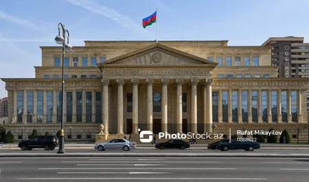 В Азербайджане определили, какие действия взрослого считаются вовлечением подростка в преступление