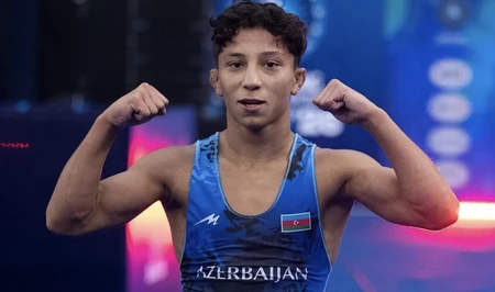 Борец Ибрагим Гасанов назвал причину проигрыша
