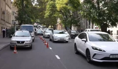В Баку усилили контроль за дорожным движением возле школ перед началом учебного года