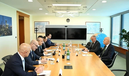 Микаил Джаббаров провел переговоры с главой итальянской компании Eni в рамках визита в Италию