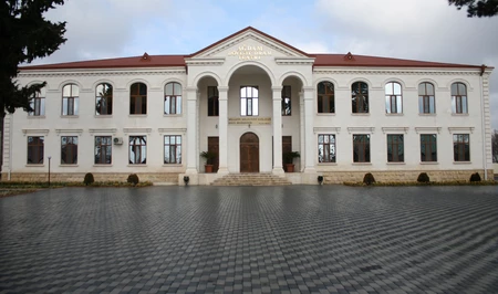 Агдамский государственный драматический театр остался без руководства