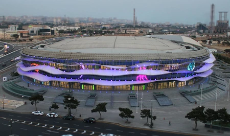 На Национальной гимнастической арене в Баку стартовал турнир UFC