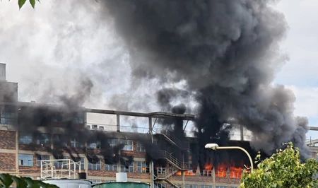 В чешском Злине при пожаре обрушилась часть высотного здания