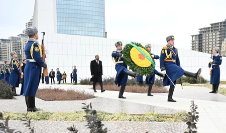 Премьер-министр Эфиопии посетил парк Победы в Баку
