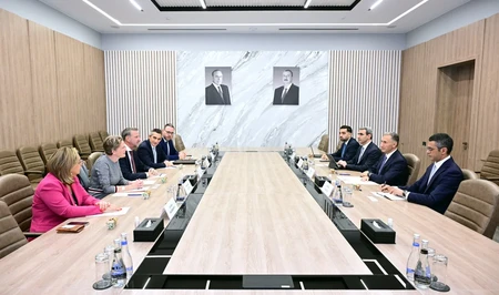 Азербайджан и нидерландская C. Steinweg Group обсудили развитие Среднего коридора