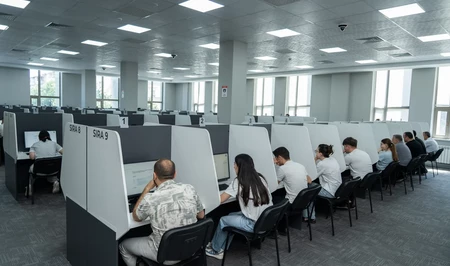 В Азербайджане состоялся тест для будущих государственных судебных исполнителей