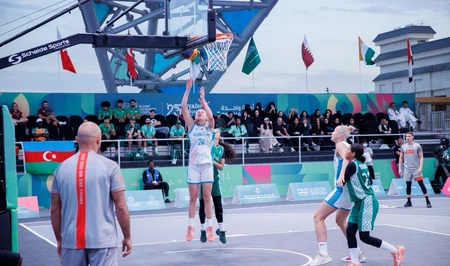 Женская сборная Азербайджана по баскетболу 3×3 выиграла свой стартовый матч на Исламиаде