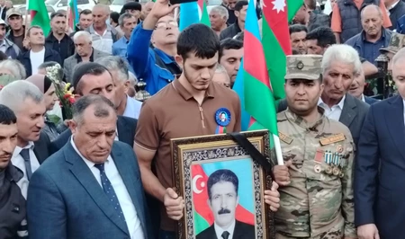 Останки пропавшего без вести в ходе первой Карабахской войны Бахадура Кямалова преданы земле