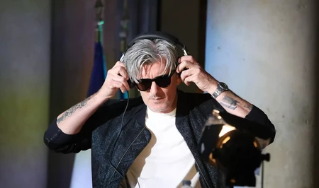 Известный французский диджей Kavinsky найден мертвым в Париже