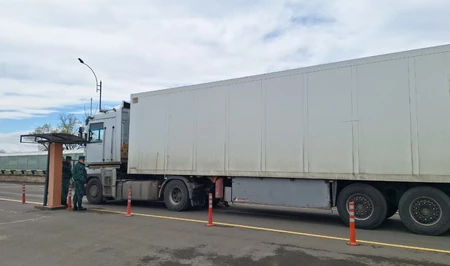 Представитель посольства РФ в Азербайджане поблагодарил Баку за оперативный транзит гумпомощи в Иран