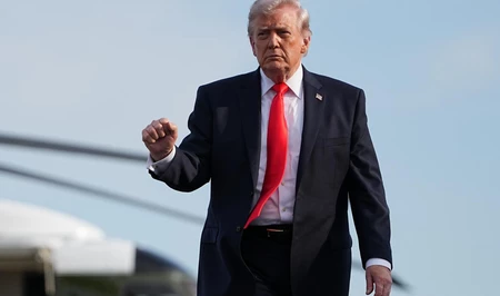 Трамп пригрозил «стереть иранцев с лица земли» при ударах по кораблям США