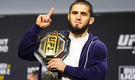 Чемпион UFC Ислам Махачев поделился кадрами из Баку