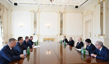 Президент Азербайджана Ильхам Алиев принял премьер-министра Беларуси