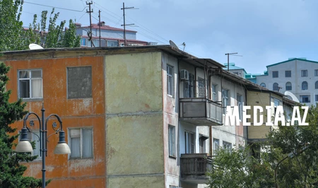 Квартирные махинации в Баку: кто зарабатывает на домах под снос и почему это опасно?