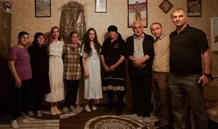 Лейла Алиева и Арзу Алиева посетили семью шехида в Лянкяране
