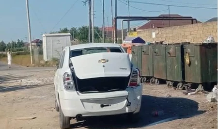 Брошенный после хулиганства в Баку Chevrolet Cobalt: полиция установила владельца