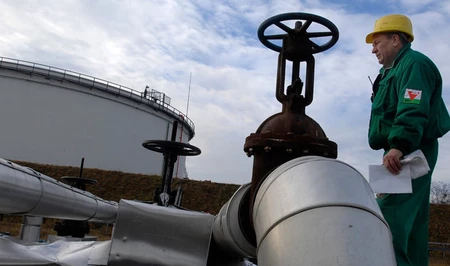 Словакия ввела режим кризисной ситуации из-за дефицита нефти - СМИ