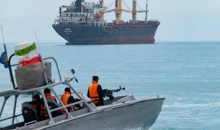 Иран нанес удары по трем нефтяным танкерам в Ормузском проливе