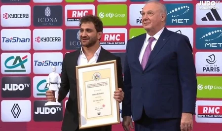 Международная федерация дзюдо наградила Олимпийского чемпиона Хидаята Гейдарова