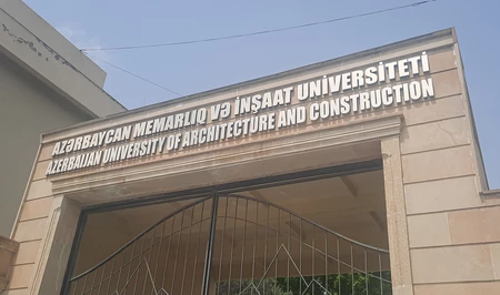 Стали известны подробности пожара во дворе Азербайджанского университета архитектуры и строительства