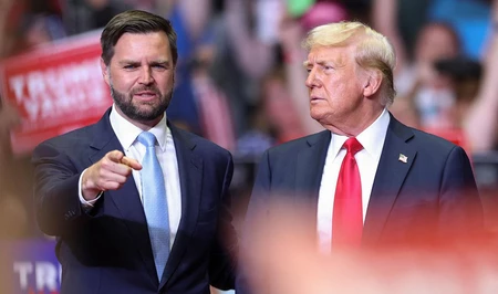 Трамп не уверен, что Вэнс сможет возглавить США после него - СМИ