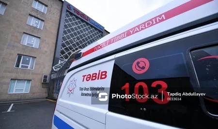 В Баку разгорелся скандал вокруг сбора денег с сотрудников скорой помощи