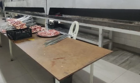 Проверка ресторана в Баку выявила шокирующую находку — в мясе обнаружена ДНК лошади