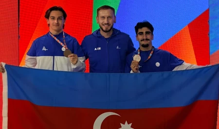 Азербайджанские гимнасты завоевали бронзу Кубка мира в Италии