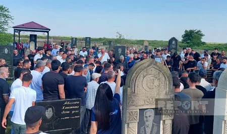 В Лянкяране простились с капитаном, погибшим при атаке беспилотника у берегов Одессы