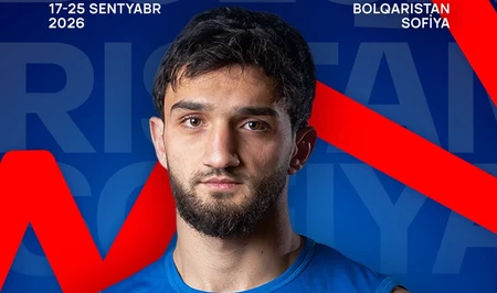 Азербайджанский боксер гарантировал бронзу Евро