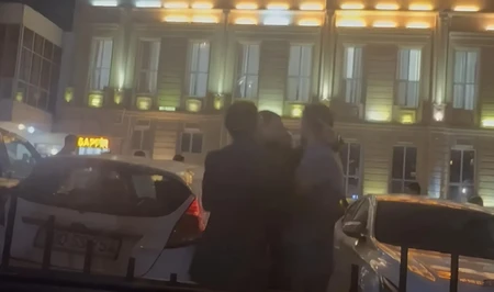 Перед домом торжеств в Баку произошла массовая драка