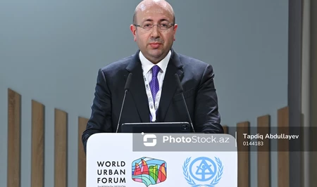 Анар Гулиев рассказал на WUF13 о программе восстановления освобожденных территорий Азербайджана