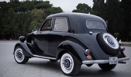 В Азербайджане выставлен на продажу уникальный Mercedes-Benz 1938 года за 650 000 манатов