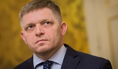 Фицо: Словакия заинтересована в закупке и транспортировке газа из Румынии