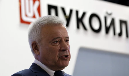 Вагит Алекперов: Доход от ситуации в Ормузе — краткосрочный