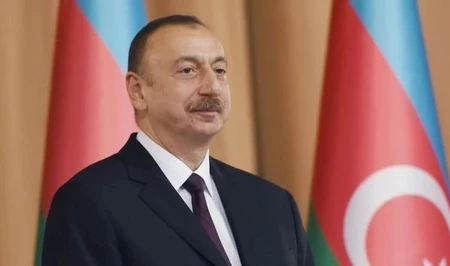 Президент Ильхам Алиев поздравил ФК «Карабах»